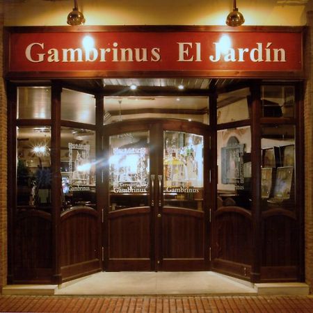 Hostal El Jardin Benidorm Buitenkant foto