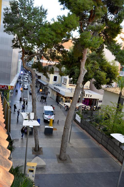 Hostal El Jardin Benidorm Buitenkant foto