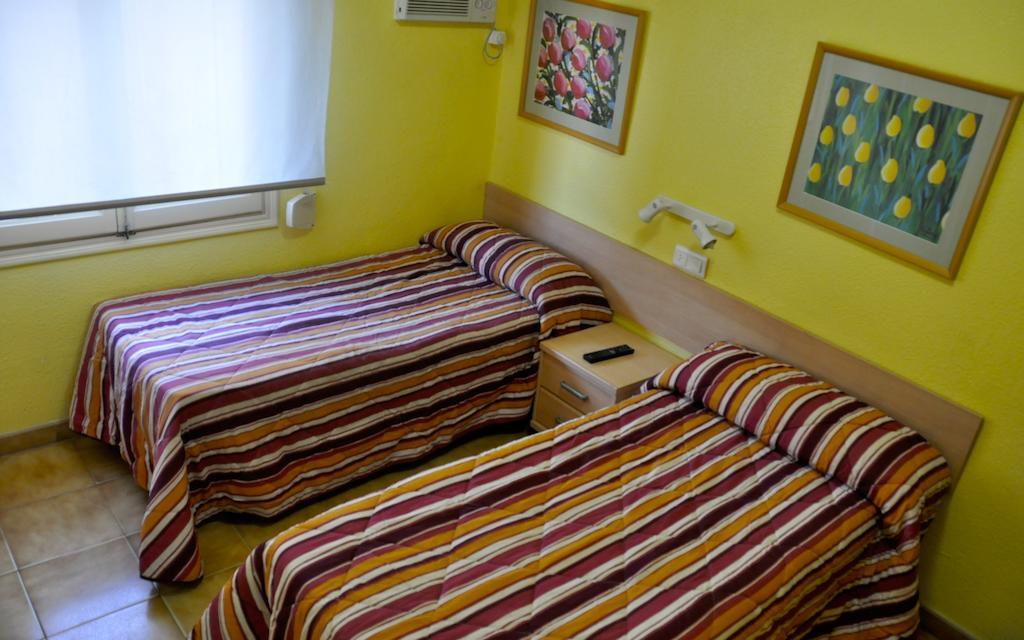 Hostal El Jardin Benidorm Kamer foto