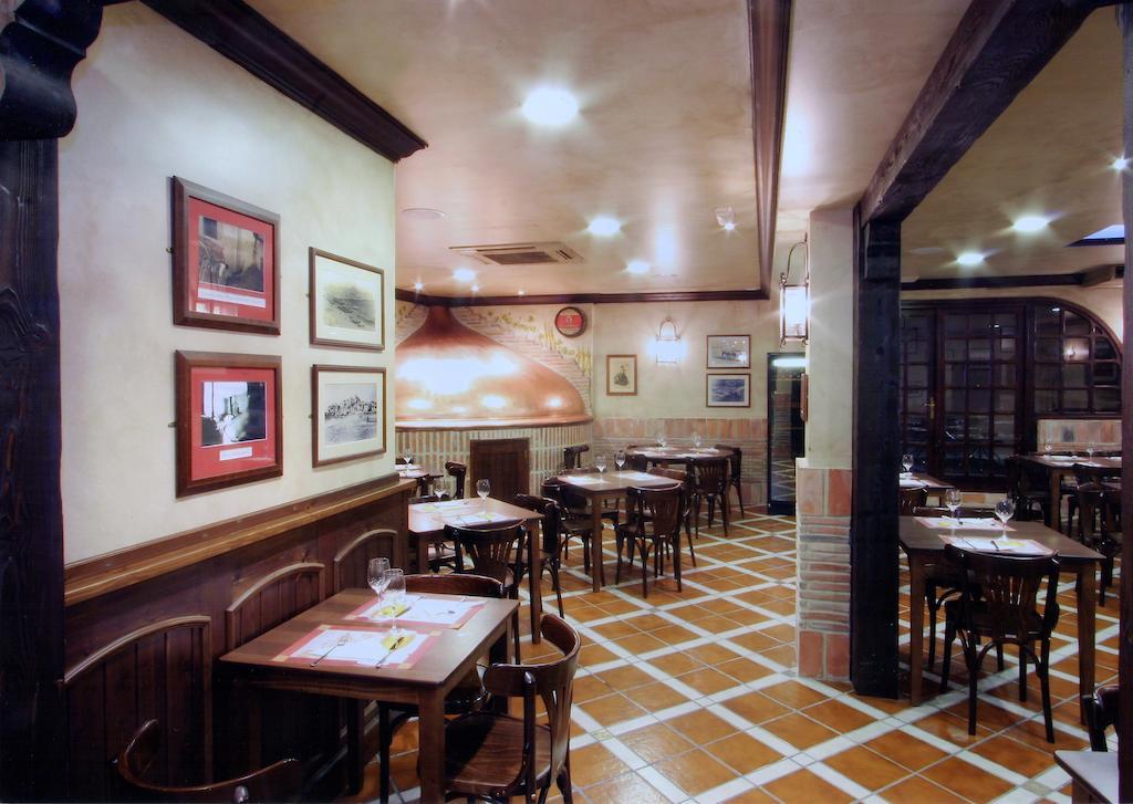 Hostal El Jardin Benidorm Buitenkant foto