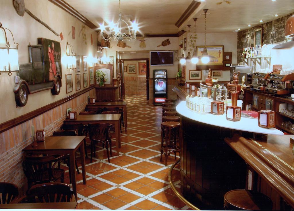 Hostal El Jardin Benidorm Buitenkant foto